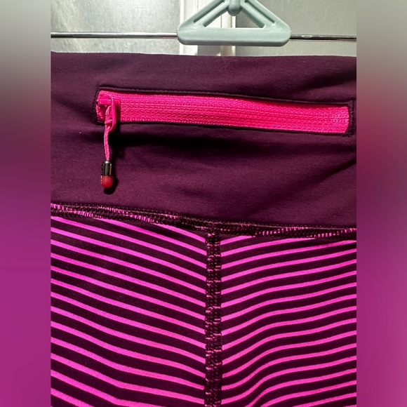 Lululemon Run: For Your Life Crop - Picture 14 of 14